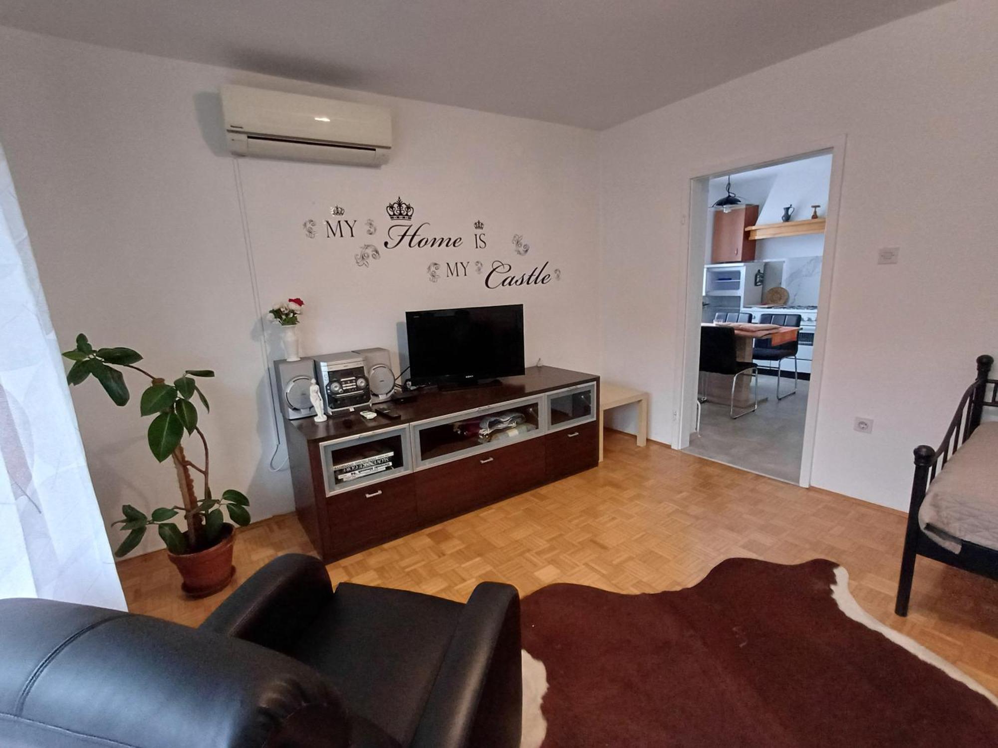 Apartma Doma Tolmin Exterior photo